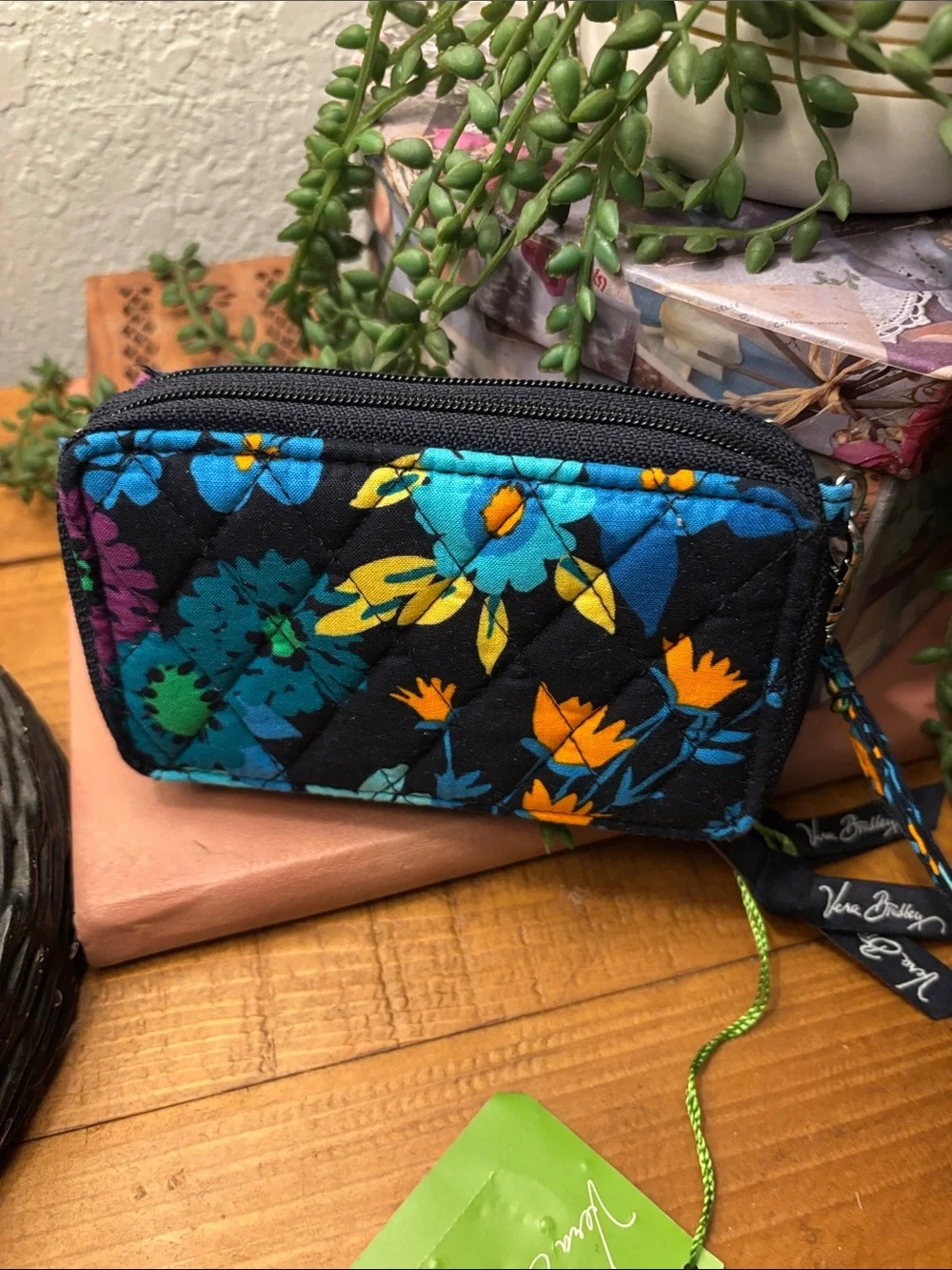 Vera Bradley Teal and Blue Floral Quilted Wristlet Wallet - Picture 5 of 7